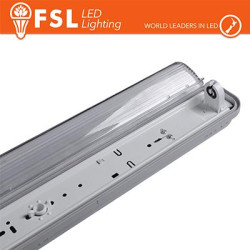 Plafo Stagna Portatubo T8 IP65: 1 tubo 150cm